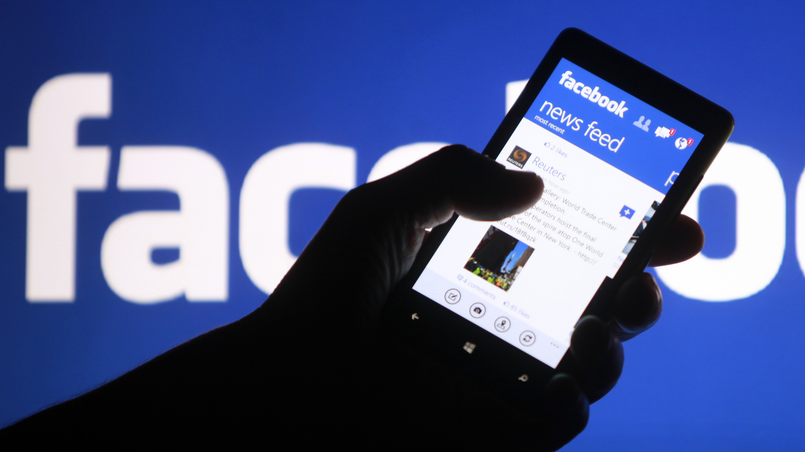 Facebook rolls out suicide prevention tools worldwide