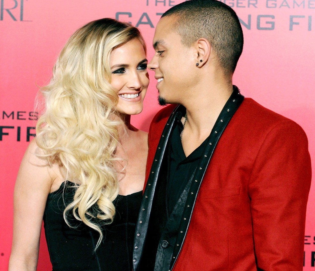 Ashlee Simpson pregnant with Evan Ross’s child
