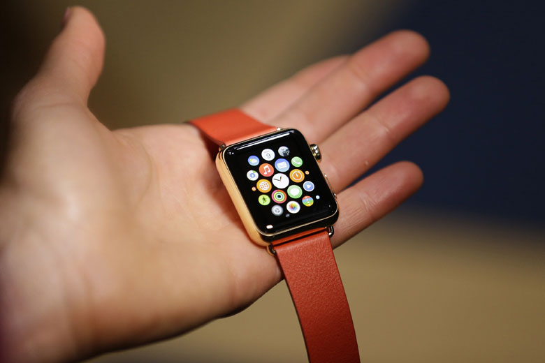 Apple Watch to hit market in April price starts at 349 dollars