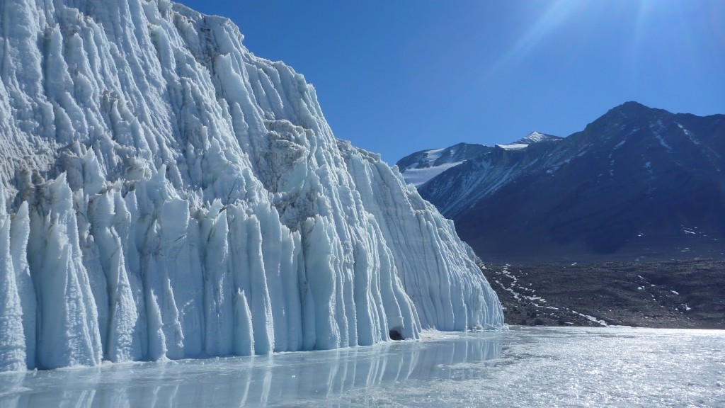 Concerns over Canada glaciers shrinking by 70%
