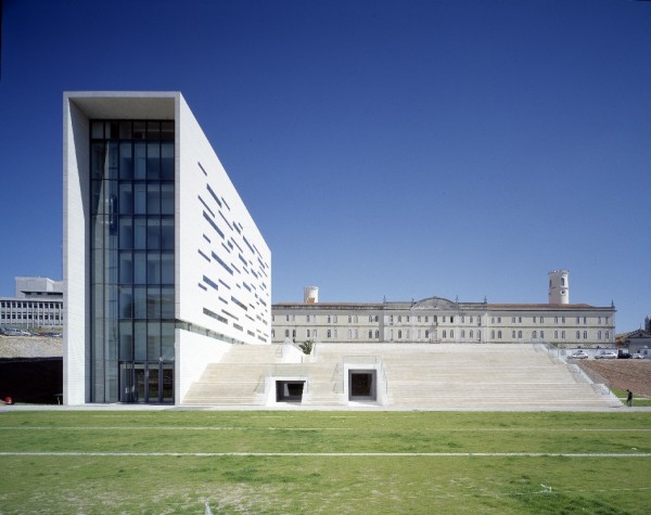 Univ_Nova_Lisboa