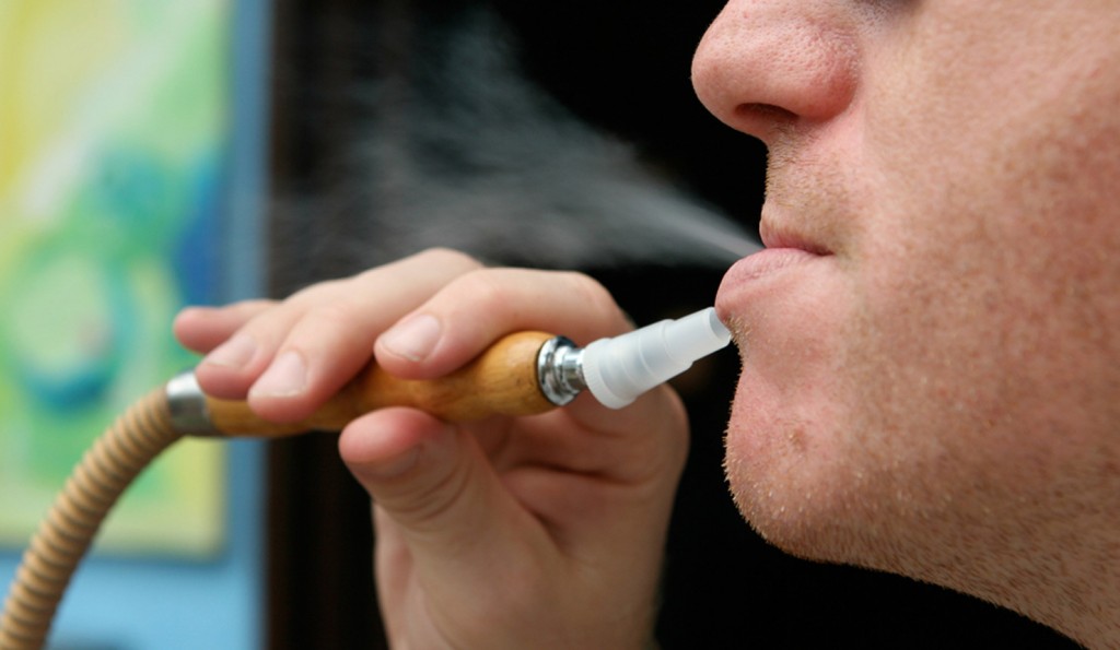 FDA report says use of e-cigarettes and hookah triples among high-school teens