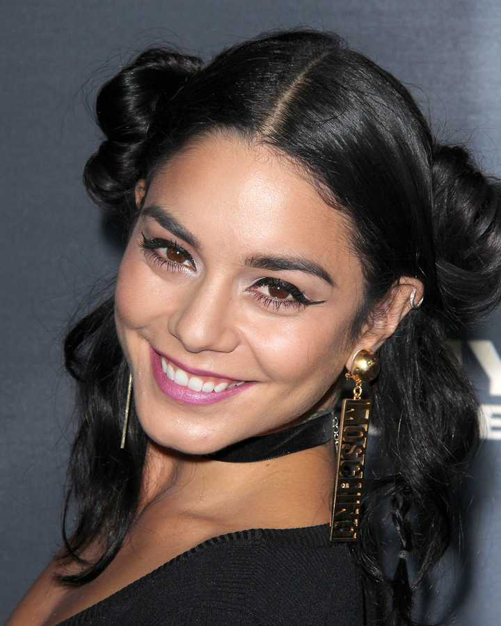 Vanessa Hudgens continues to grieve father’s passing with heartfelt message