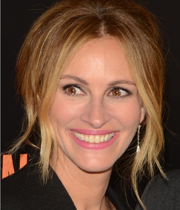 Julia Roberts to produce and star in film adaptation ‘Fool Me Once’