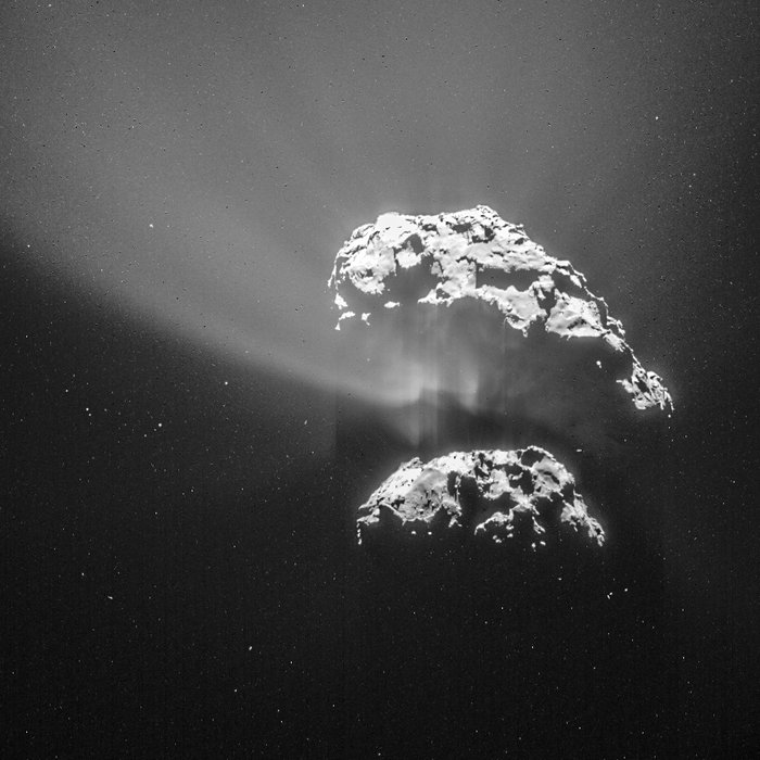 Rare images of comet silhouette captured by spacecraft
