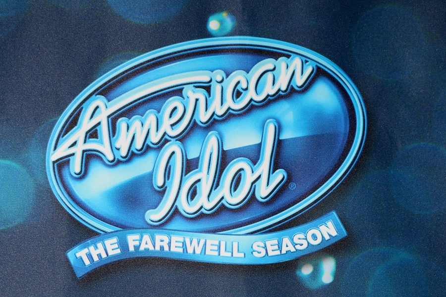 ‘American Idol’ winner and runner-up both nab music label deals