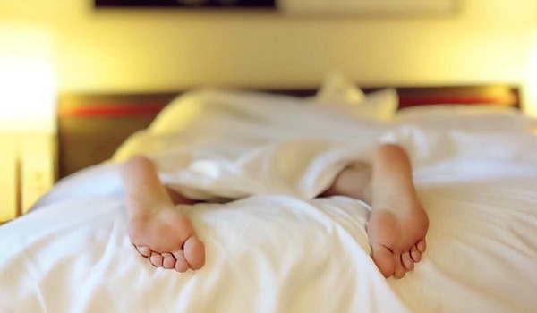 Suffer from insomnia? Experts say therapy is better than pills