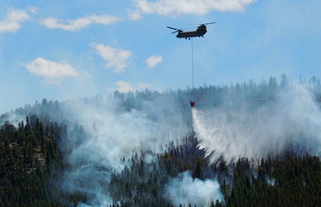 Fire destroys 5 homes in Boulder County, still uncontained