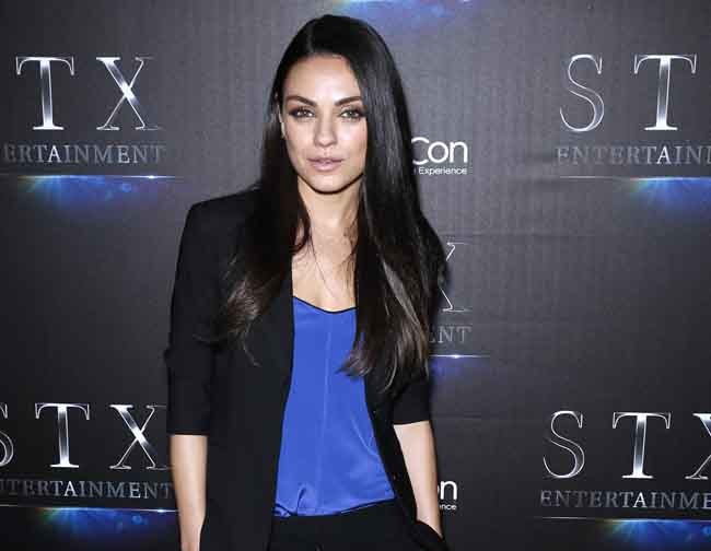 Mila Kunis was given disapproving looks while breastfeeding in public