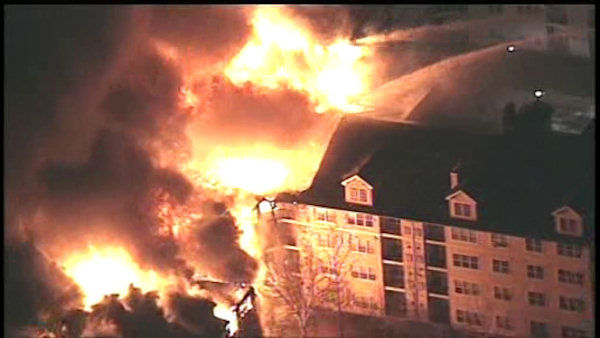 15 years after first occurrence, 250 firefighters respond to Edgewater building inferno