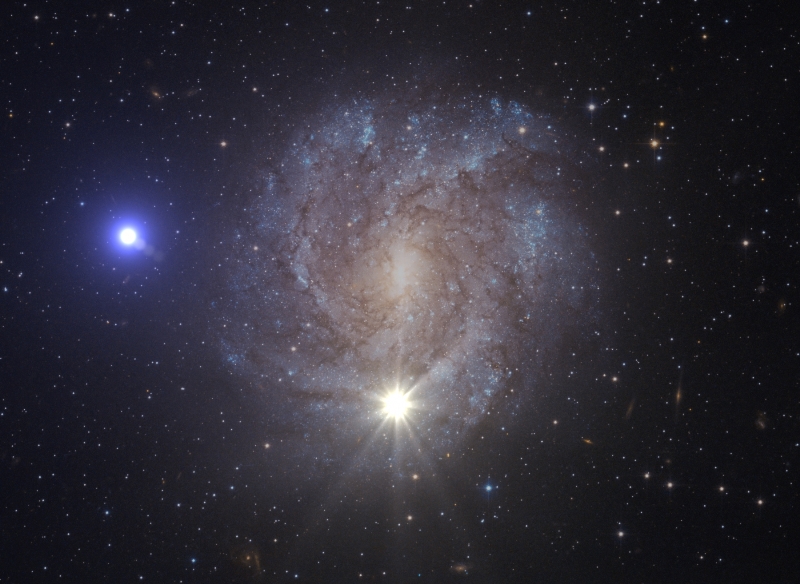 Astronomers watch the heavens and see spectacular supernova phenomenon