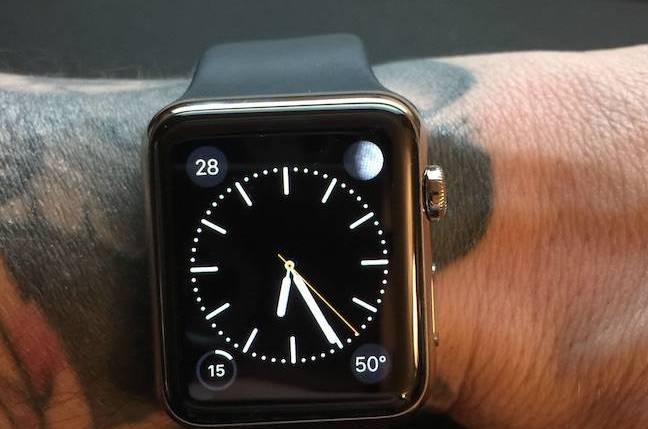 Apple watch might malfunction if worn on tattooed arms