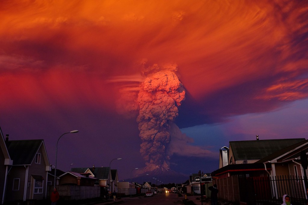 Calbuco Volcano eruption presents spectacular smoke and ash emission in Chile